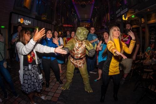 Gorn's Warp Party featuring DJ Lira